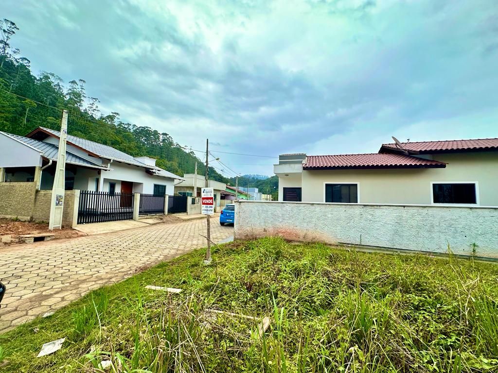 Terreno à venda no Guabiruba sul: 