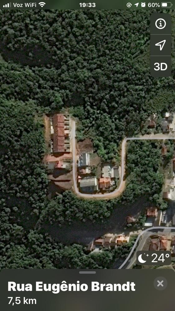 Terreno à venda no Limeira Baixa: 