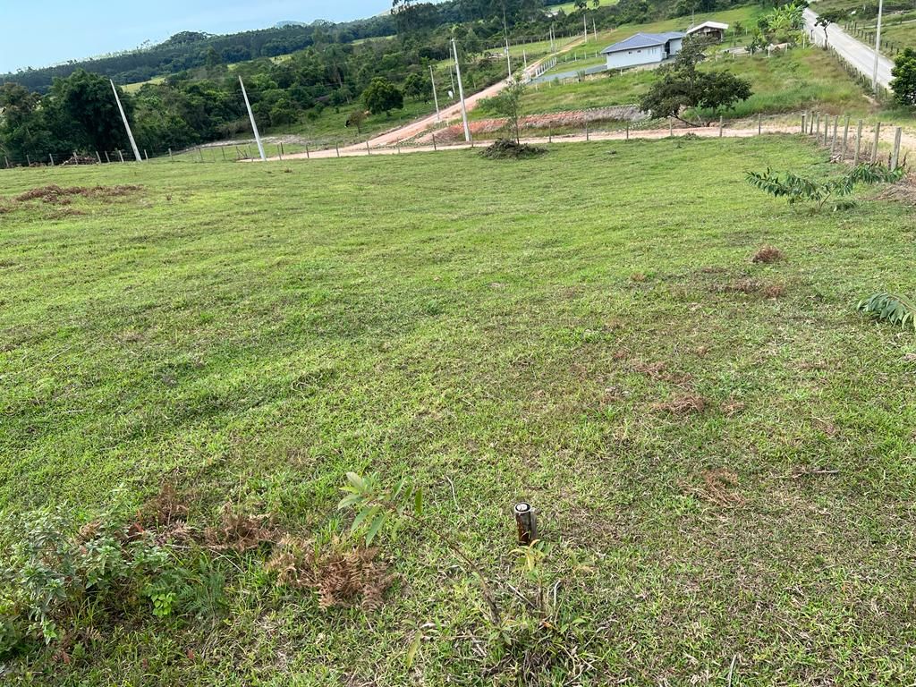 Terreno à venda no Morro Alto: 