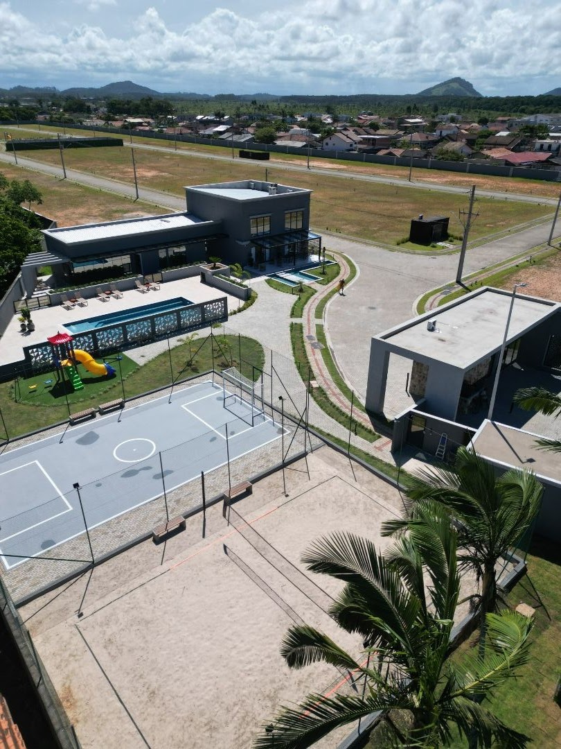 Terreno à venda no Centro: 