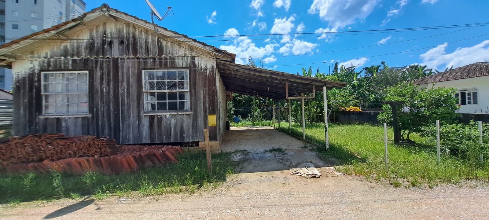 Terreno à venda no Santa Terezinha: 