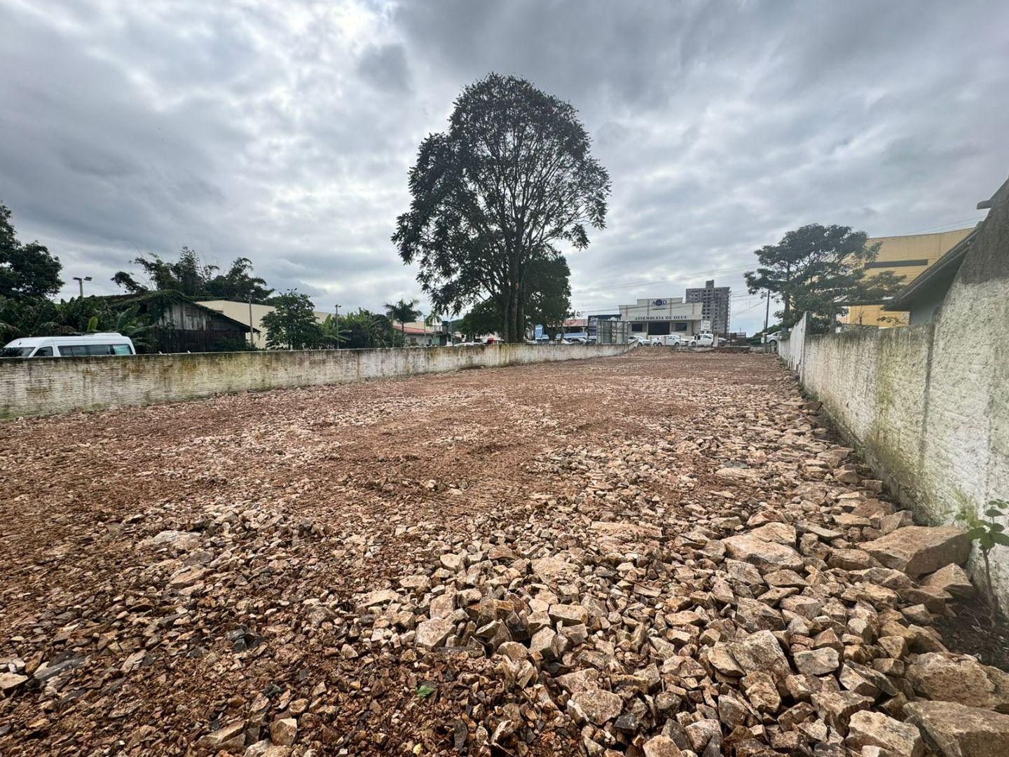 Terreno à venda no Praia de Armação: 