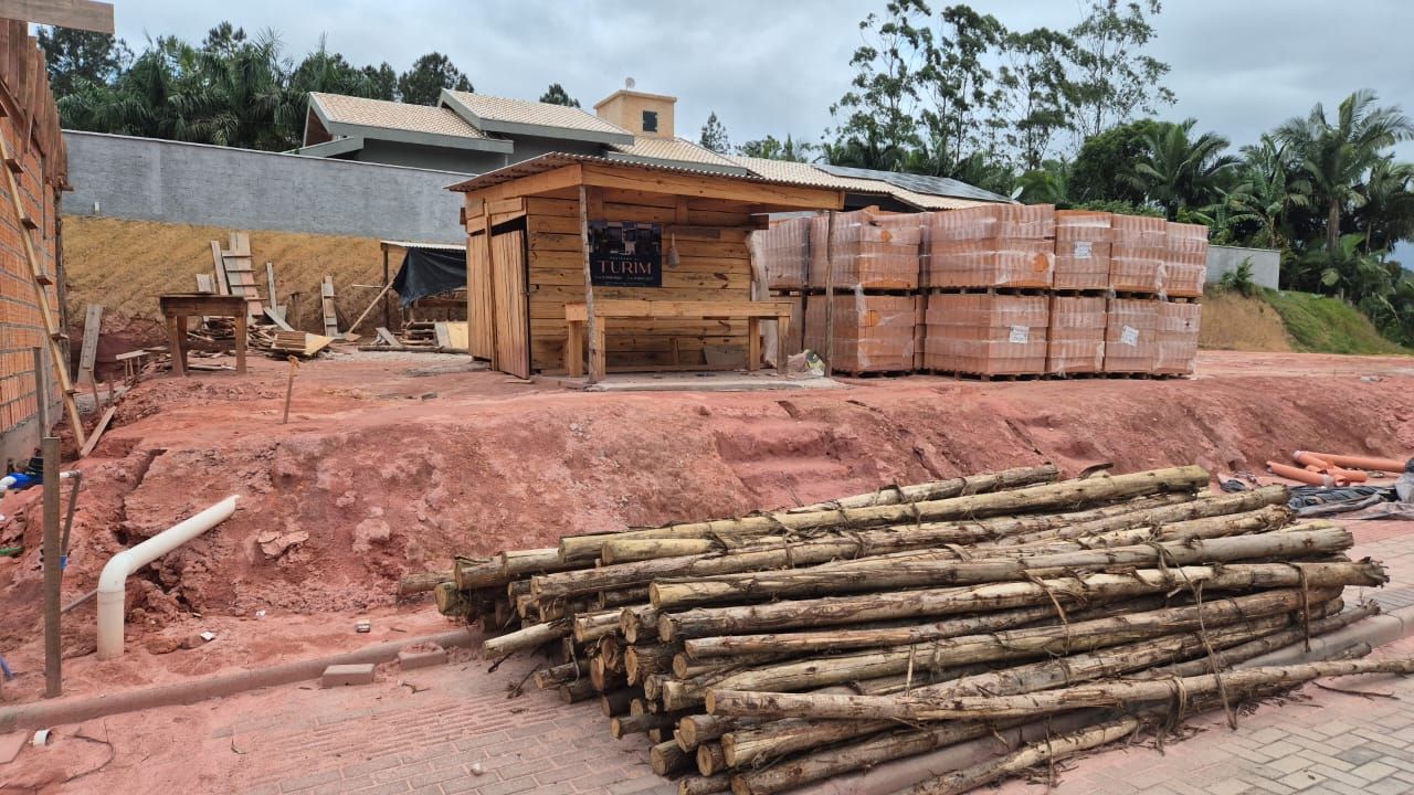 Terreno à venda no Guabiruba sul: 