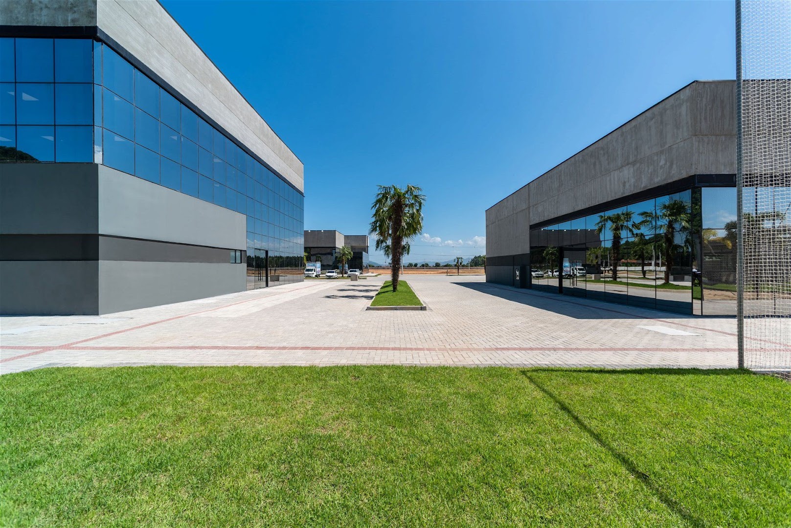 Terreno à venda no Sertão Santa Luzia: 