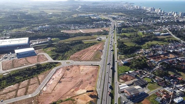 Terreno à venda no Nossa Senhora da Conceição: 