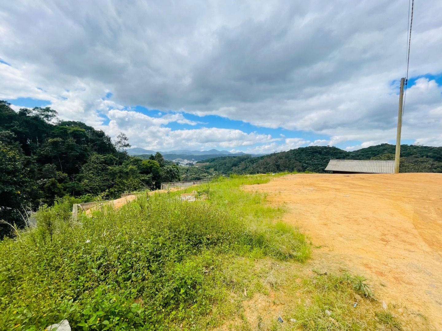 Terreno à venda no Bateas: 