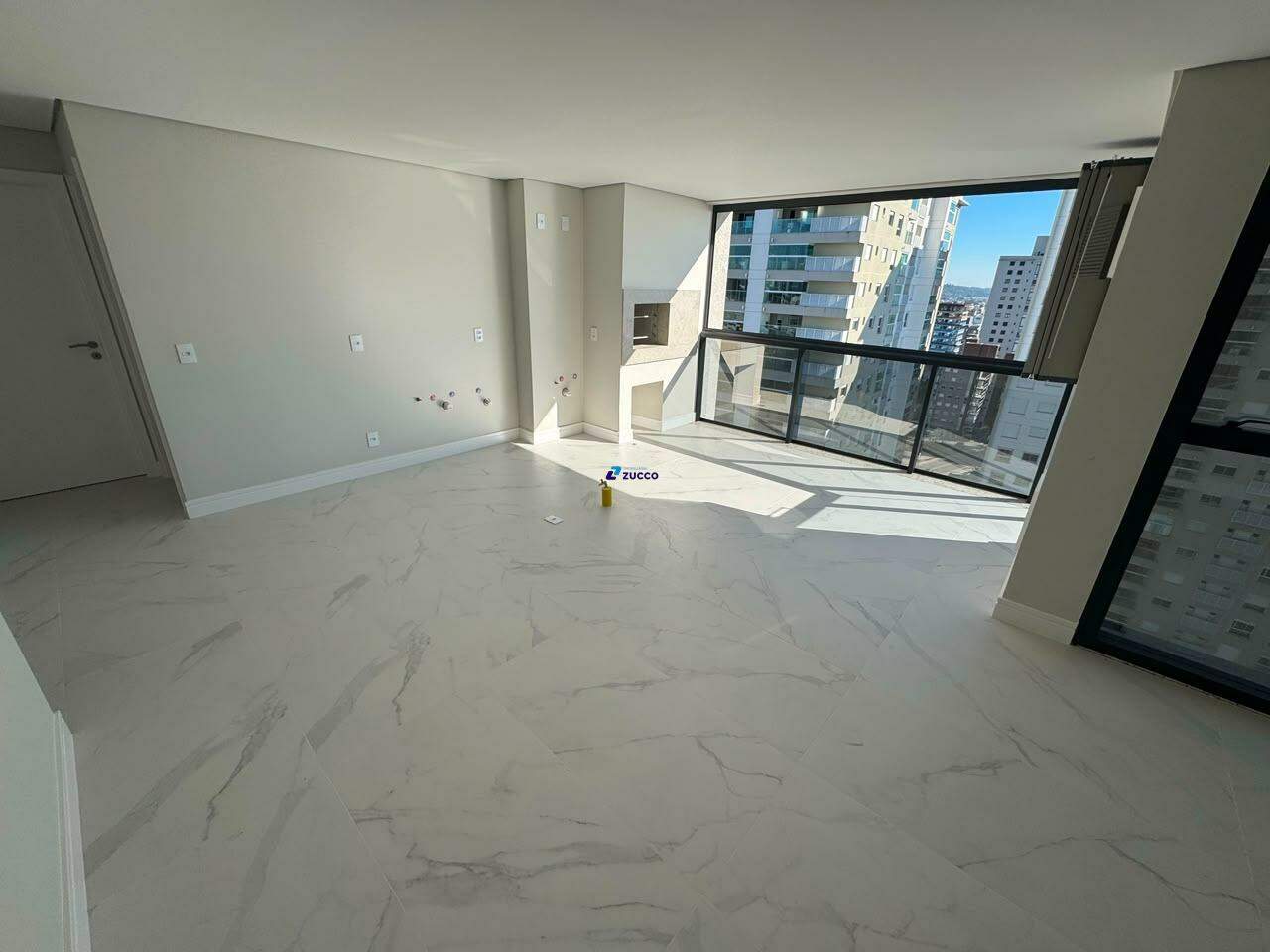 Apartamento à venda no Bairro Itacolomi: 
