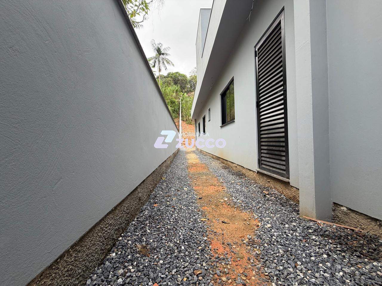Casa à venda no Azambuja: 
