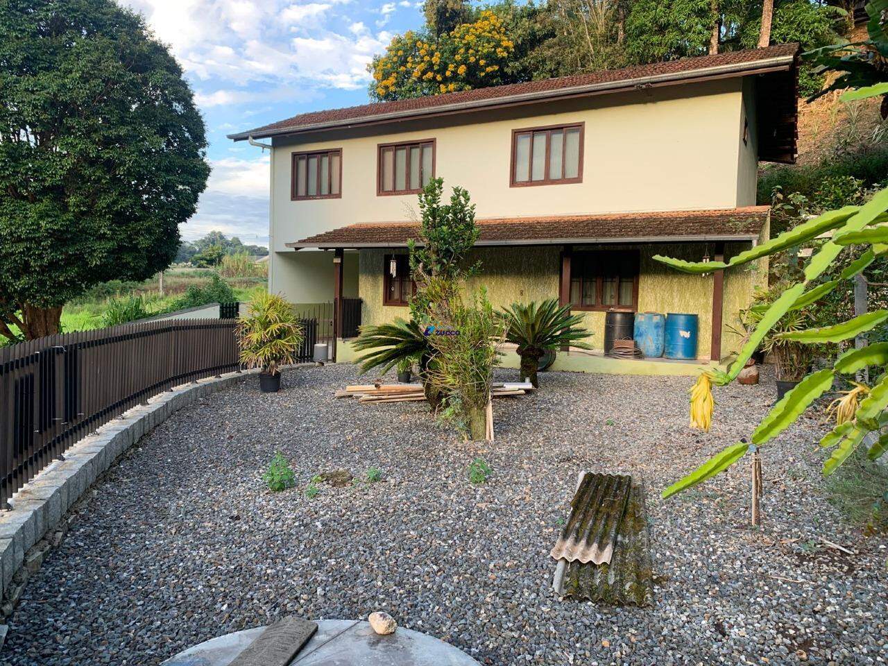 Casa à venda no Souza Cruz: 
