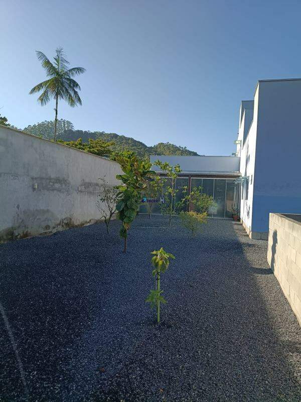 Casa à venda no Lageado Baixo: 