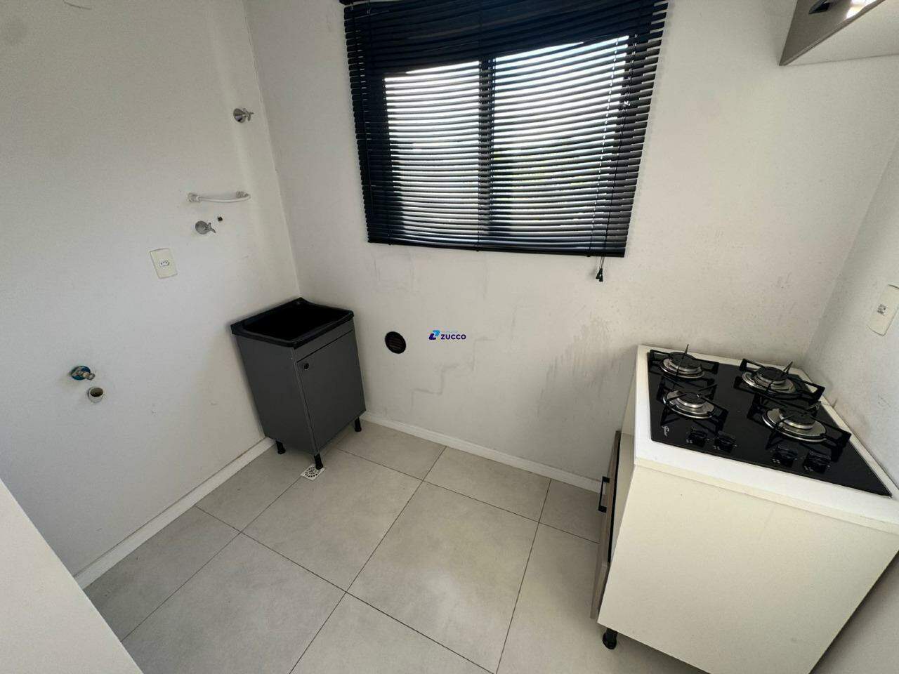 Apartamento para aluguel no Souza Cruz: 