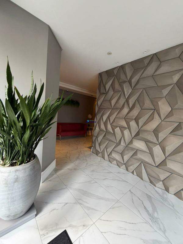 Apartamento à venda no Centro: Hall social