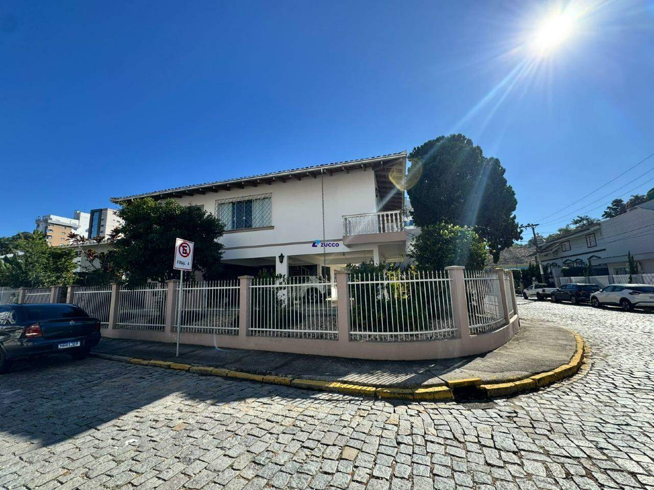 Casa à venda no Centro I: 