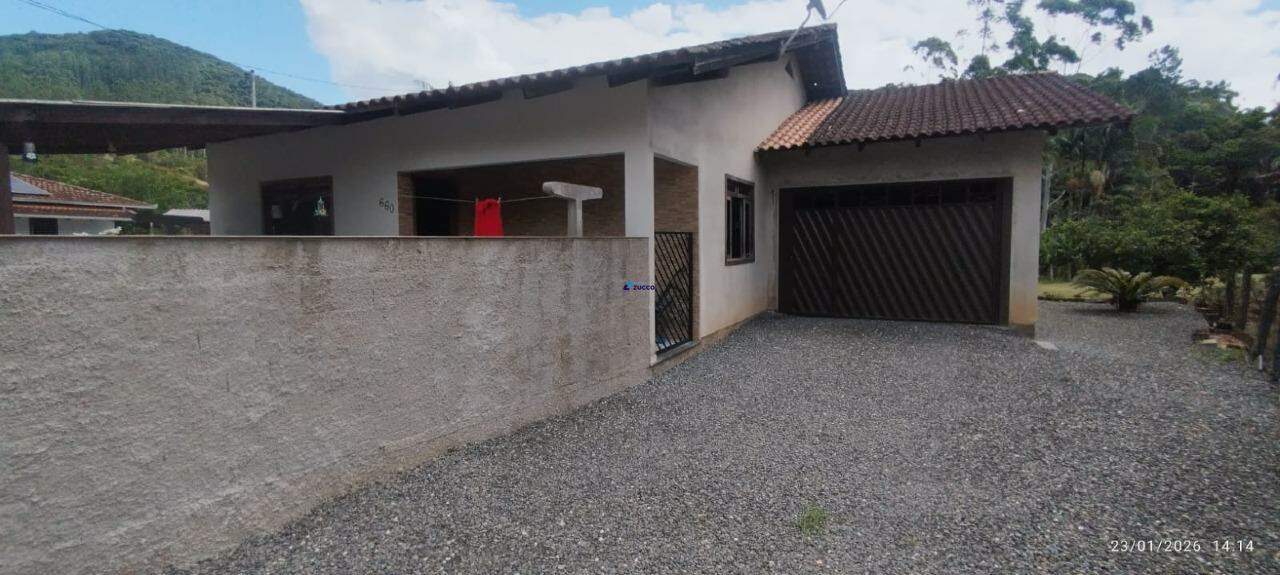 Casa à venda no Tomaz Coelho: 