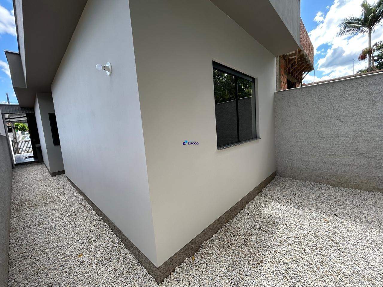Casa à venda no Lageado Baixo: 