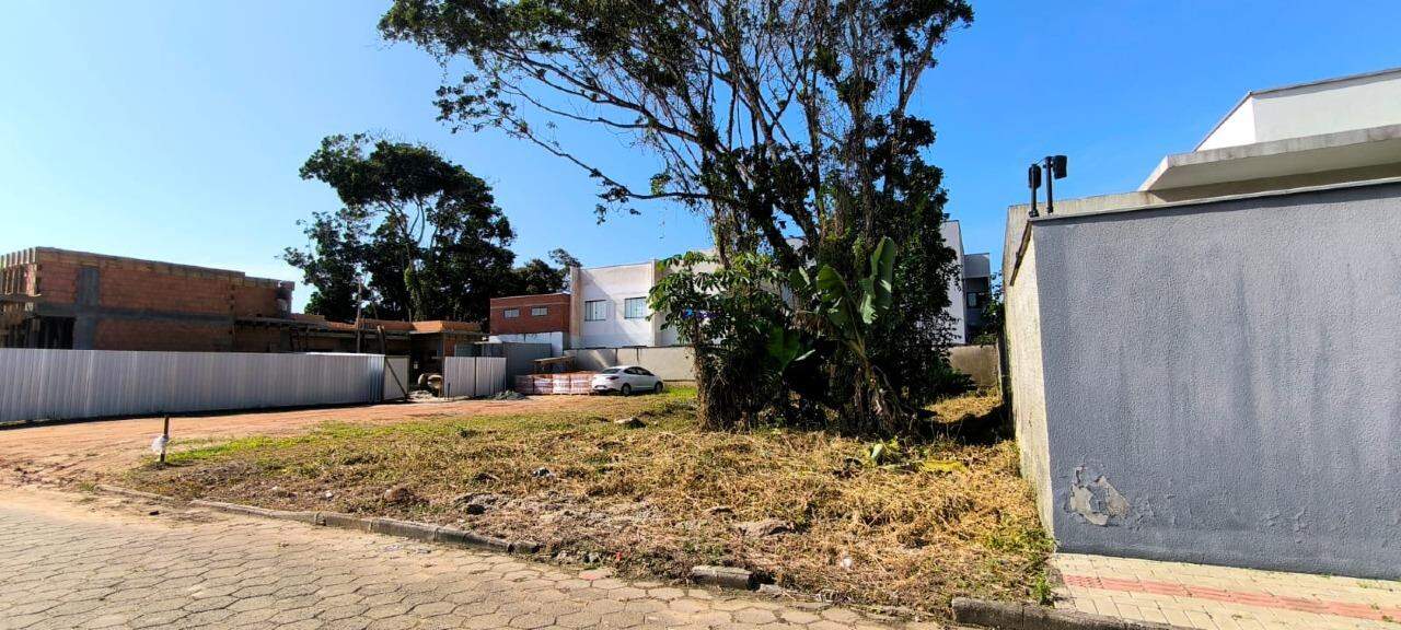 Terreno à venda no Itajuba: 