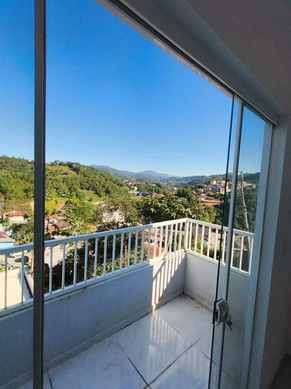 Casa à venda no Azambuja: 