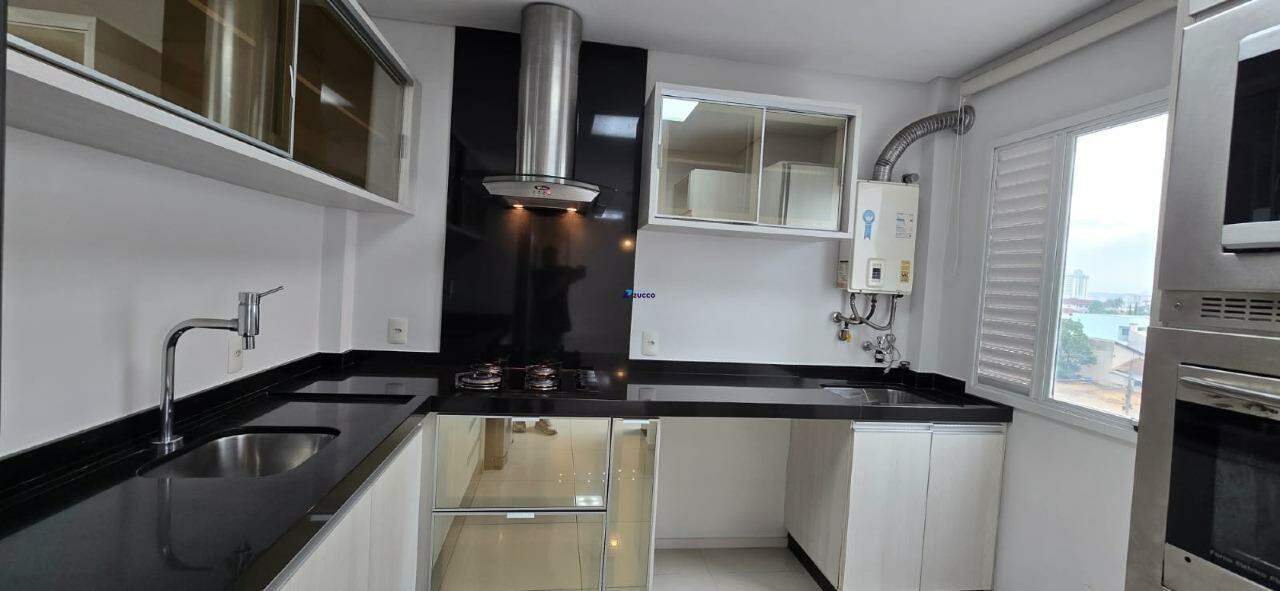 Apartamento à venda no São Luiz: 