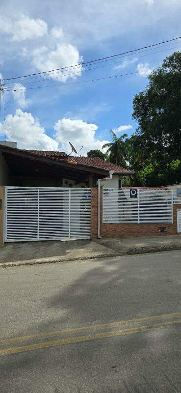 Casa à venda no Rio Branco: 
