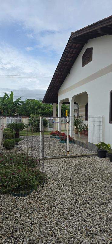 Casa à venda no São Pedro: 