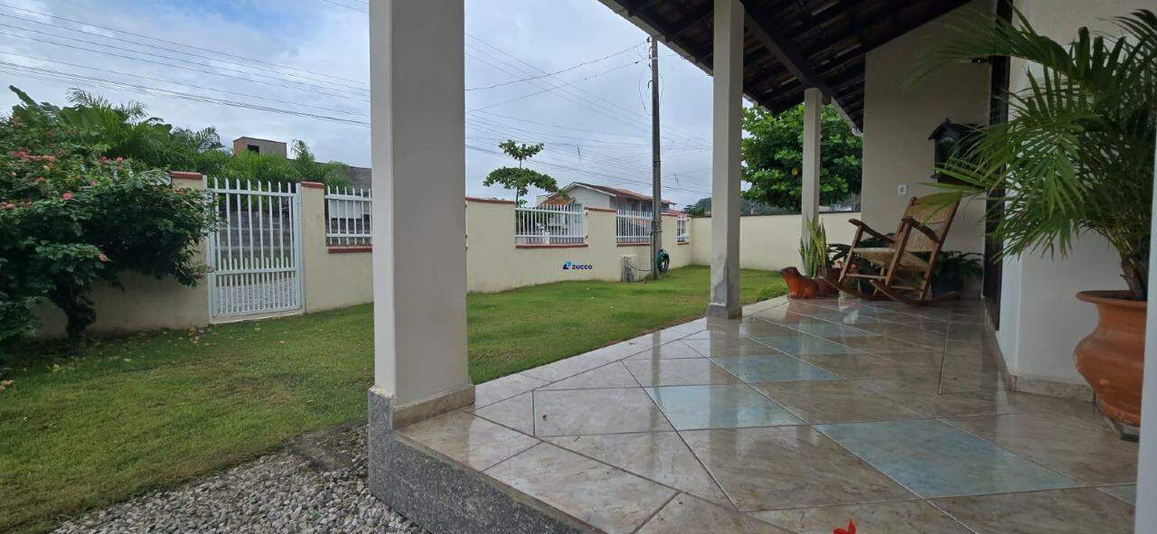 Casa à venda no São Pedro: 