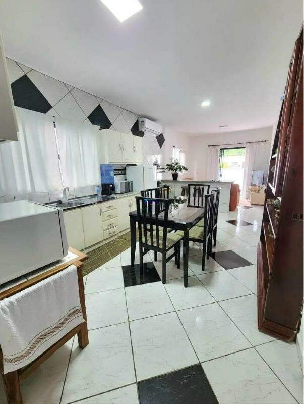 Casa à venda no Guabiruba: 