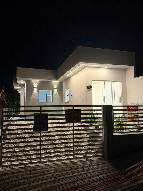 Casa à venda no Lageado Baixo: 
