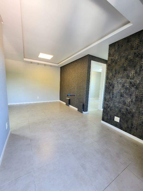 Apartamento à venda no Souza Cruz: 