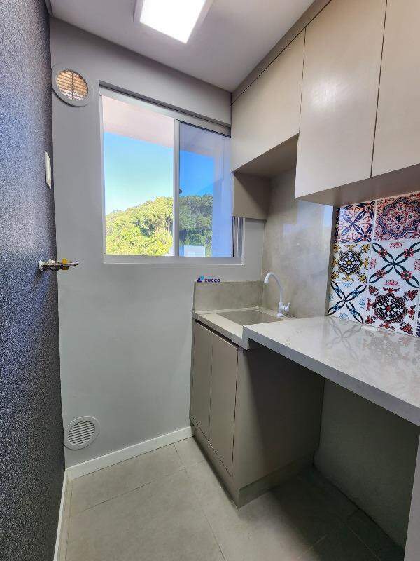 Apartamento à venda no Souza Cruz: 