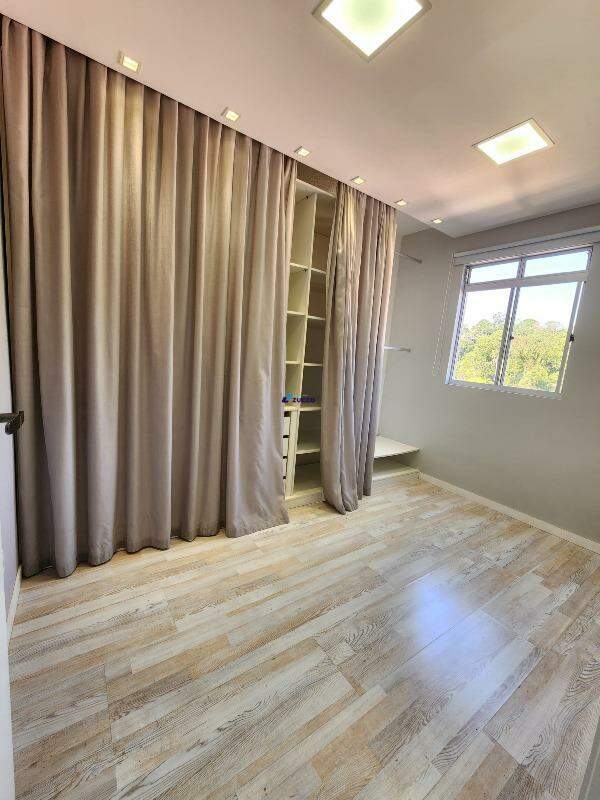 Apartamento à venda no Souza Cruz: 