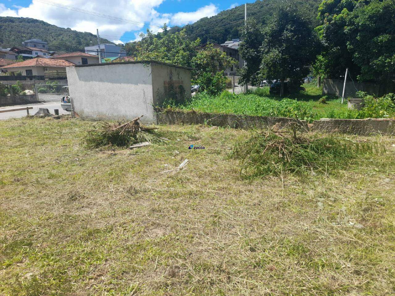 Terreno à venda no Santa Luzia: 