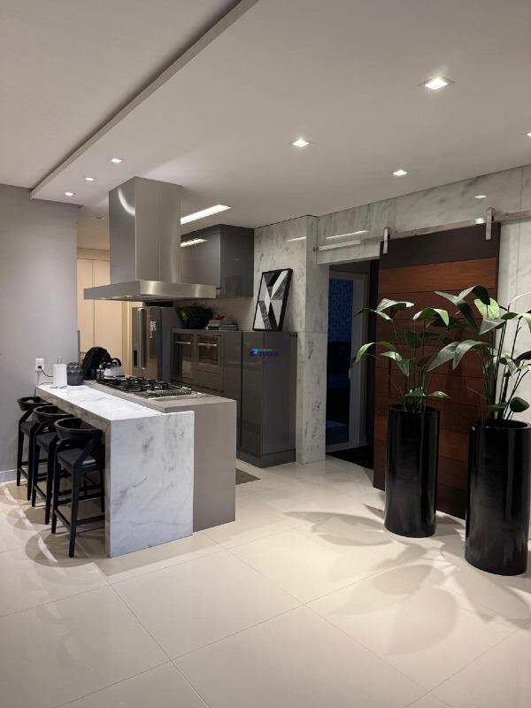Apartamento à venda no Centro I: 