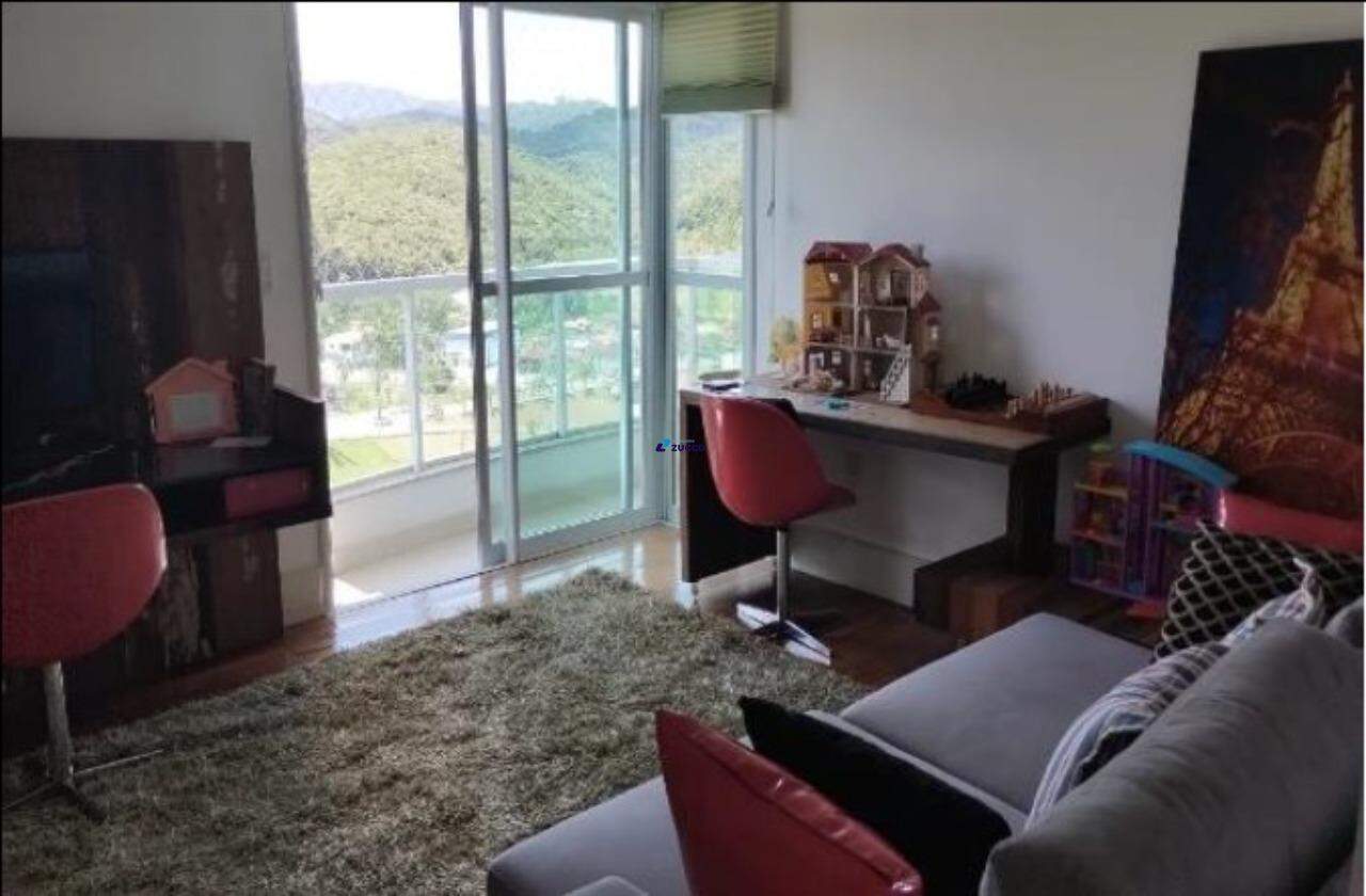 Apartamento à venda no Centro II: 