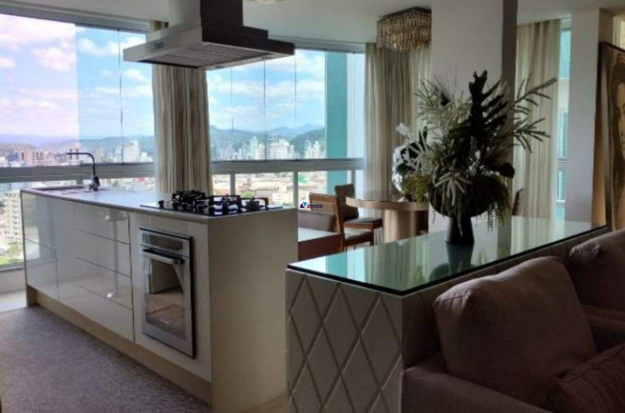 Apartamento à venda no Centro II: 