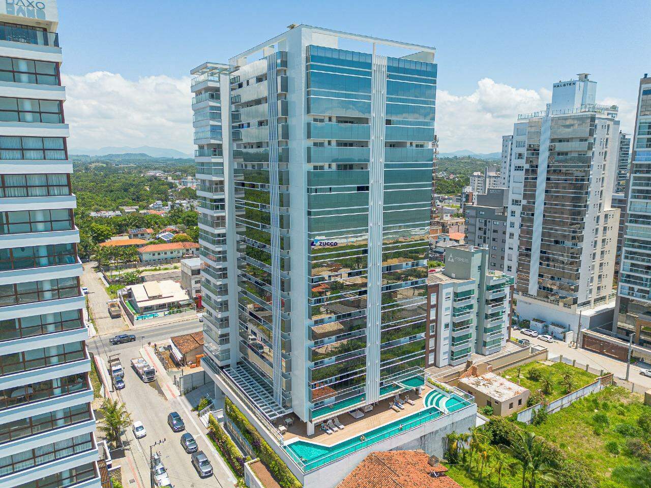 Apartamento à venda no Bairro Itacolomi: 