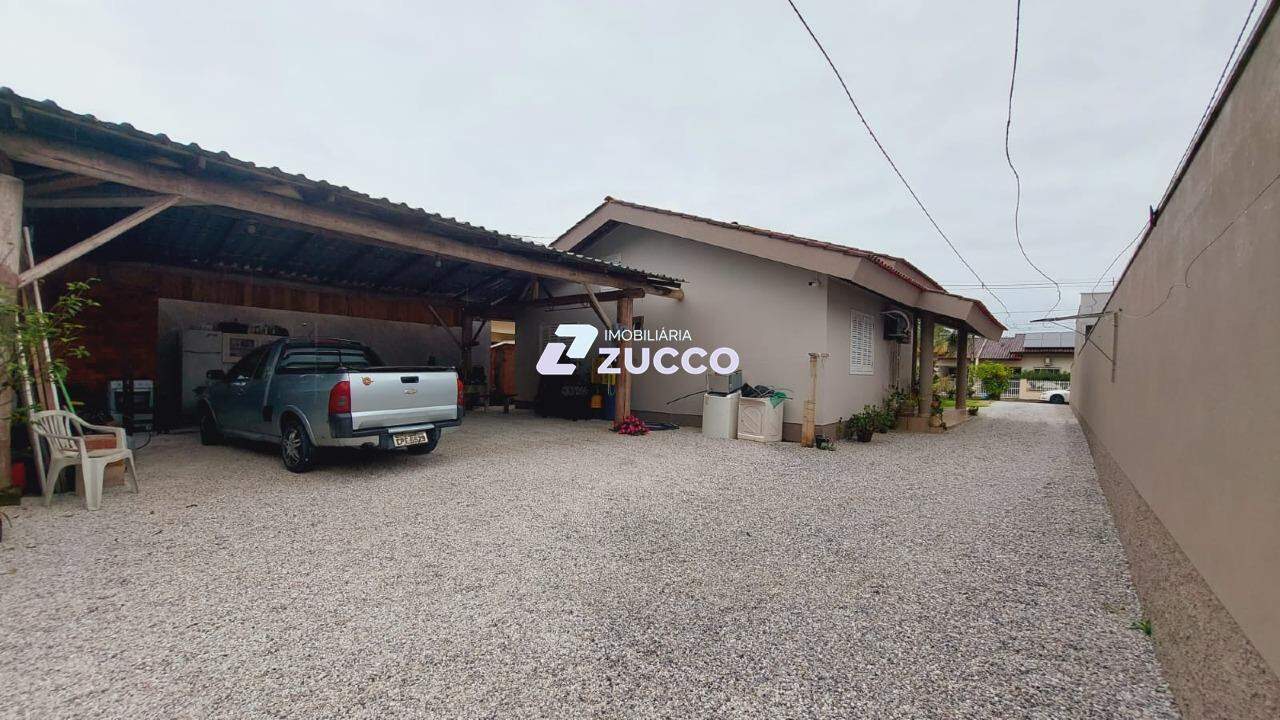 Casa à venda no Guabiruba sul: 