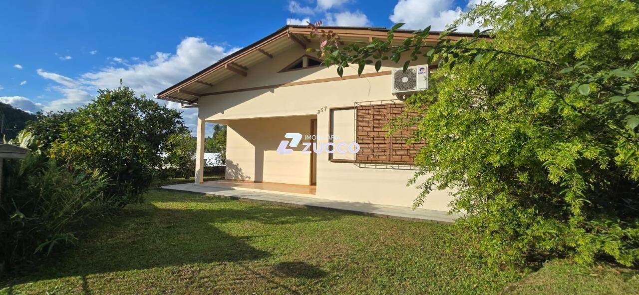 Casa à venda no São Pedro: 