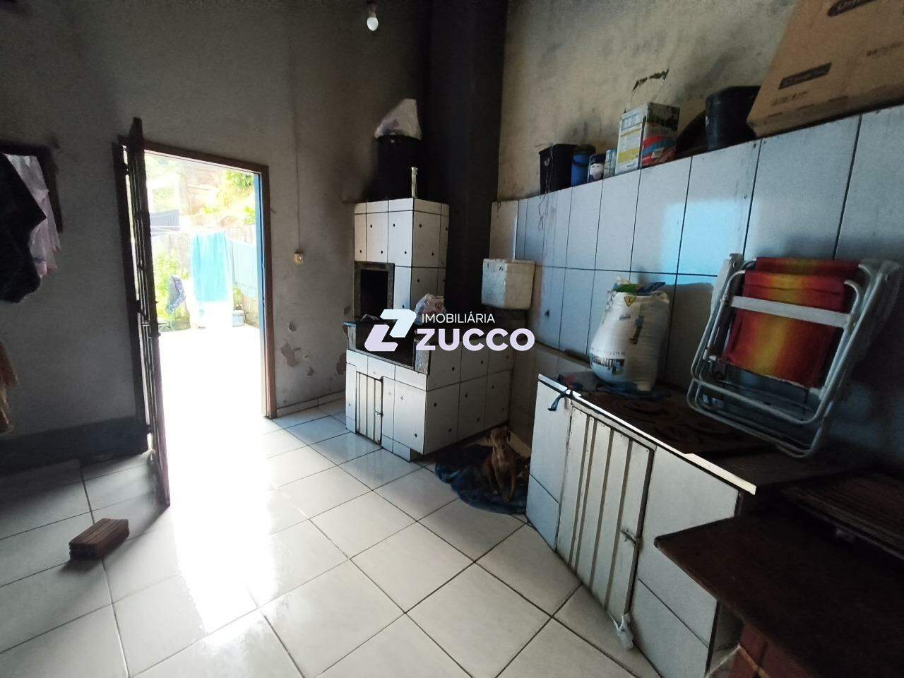 Casa à venda no Primeiro de Maio: 