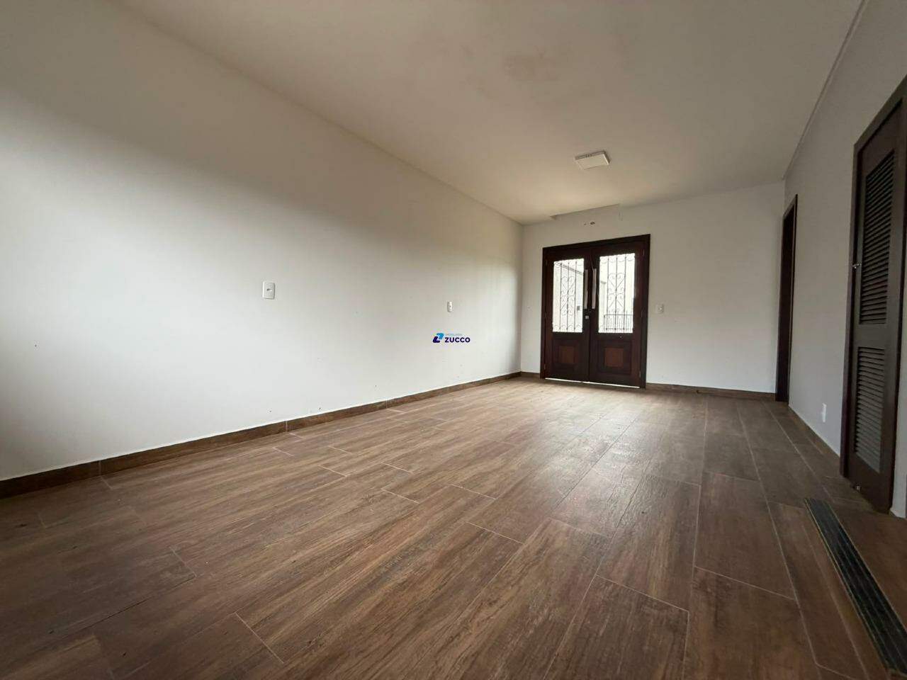 Casa para aluguel no Águas Claras: 