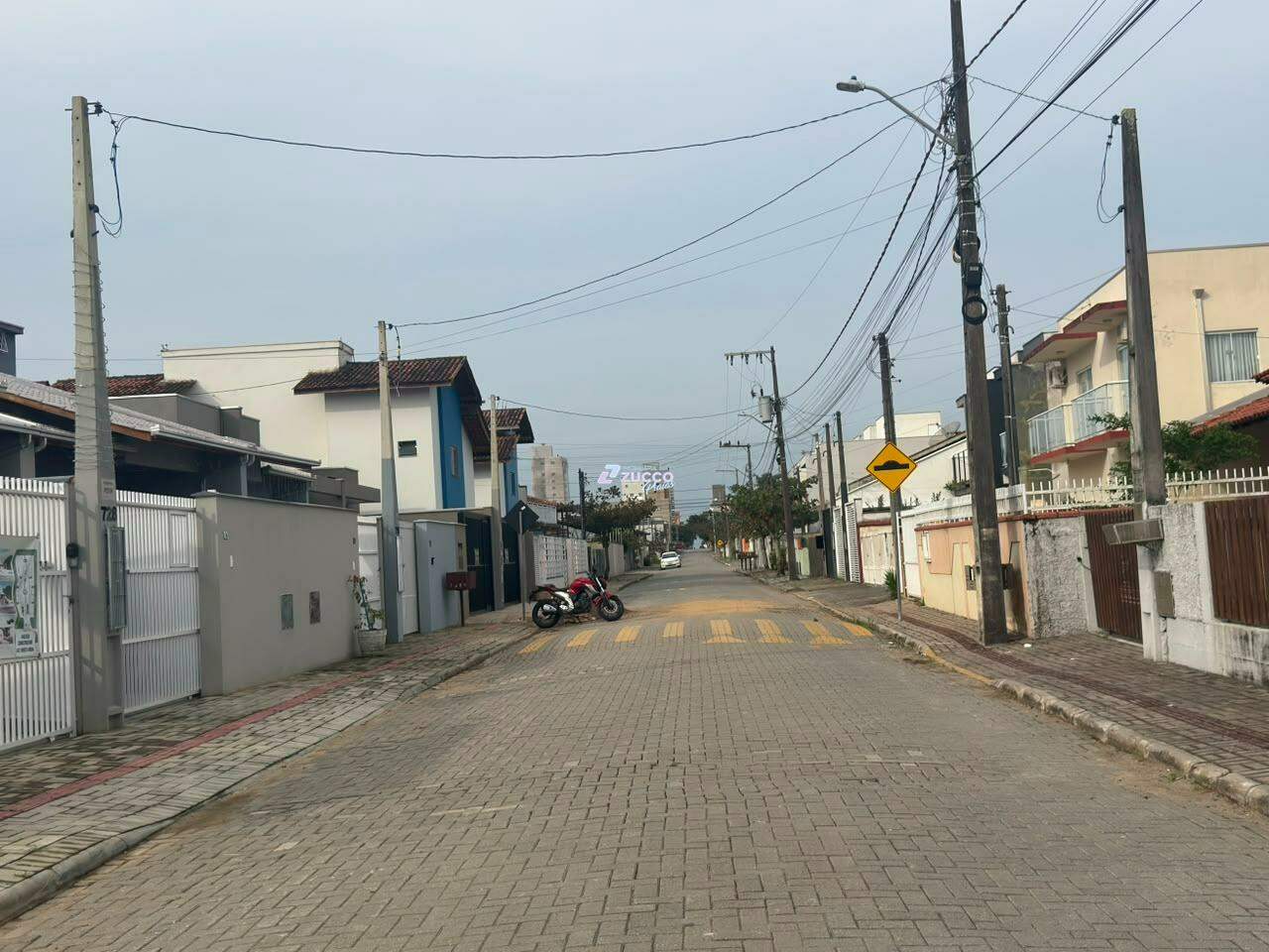 Terreno à venda no Itacolomi: 