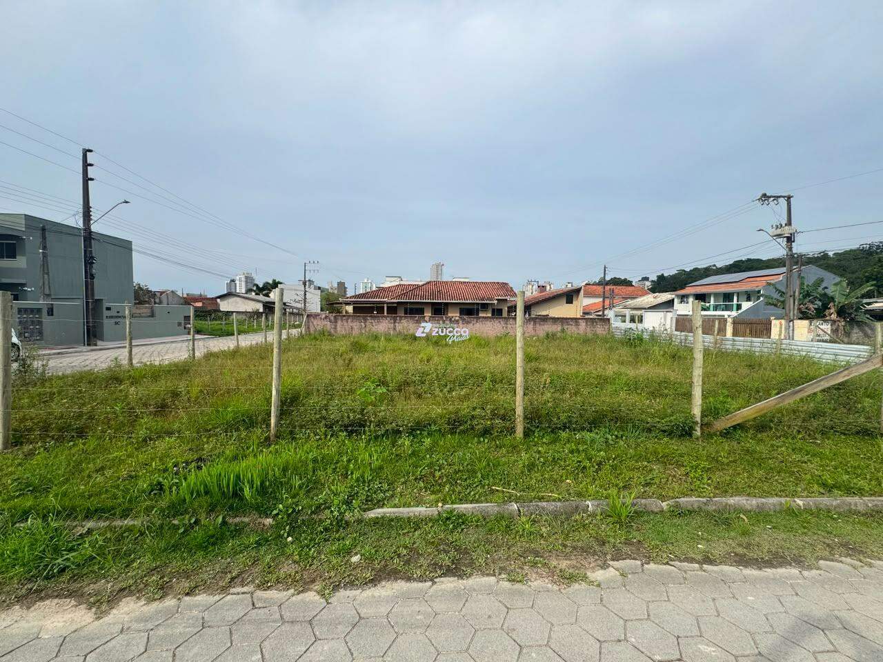 Terreno à venda no Itacolomi: 
