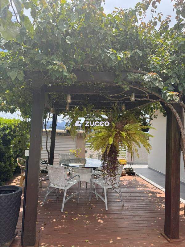 Casa à venda no Souza Cruz: 