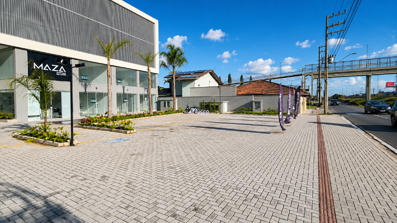 Sala comercial à venda no Tabuleiro: 