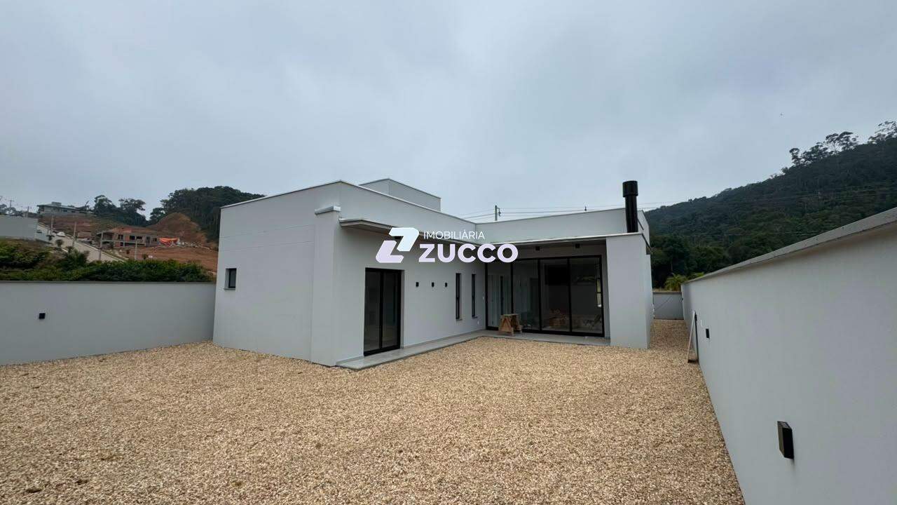 Casa à venda no Bateas: 