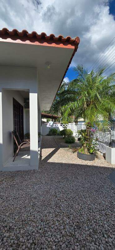 Casa à venda no Limeira Baixa: 