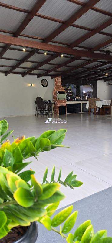 Casa à venda no Limeira Baixa: 