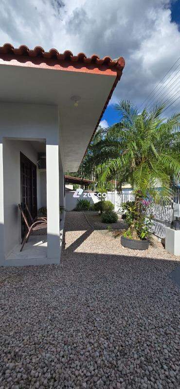 Casa à venda no Limeira Baixa: 