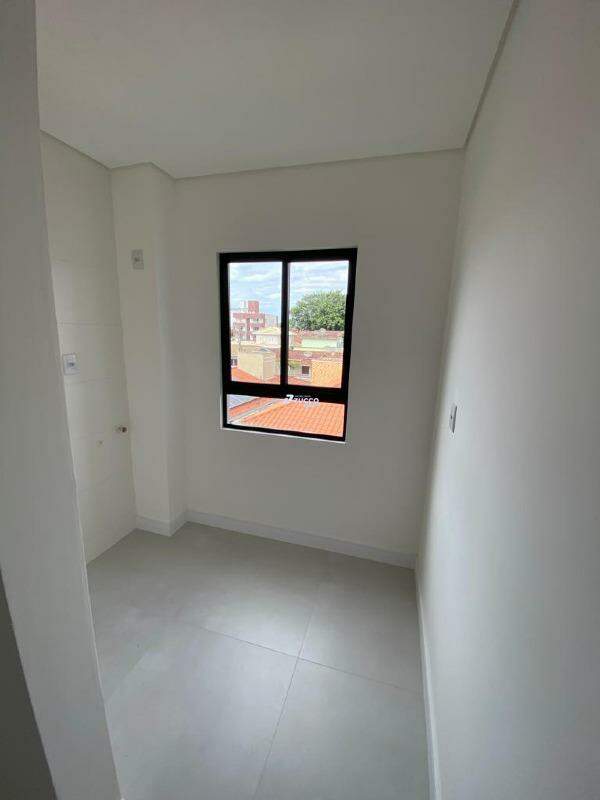 Apartamento à venda no Itajuba: 