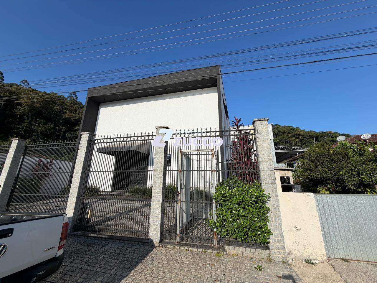 Galpão à venda no Bateas: 