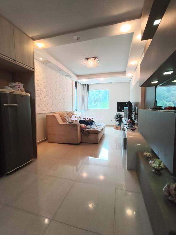Apartamento à venda no Souza Cruz: 